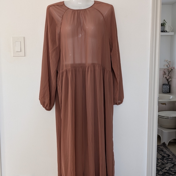 Elegant Rust Maxi Dress - Picture 2 of 5